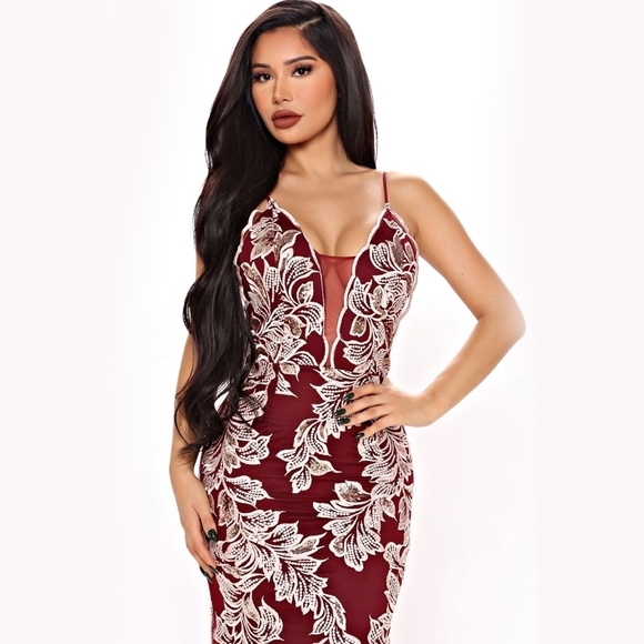 Nova Luxe ✦ Wine Sequin Mermaid Maxi Dress ✦ Deep V Mesh Cutout w/ Back Slit S - Picture 7 of 13
